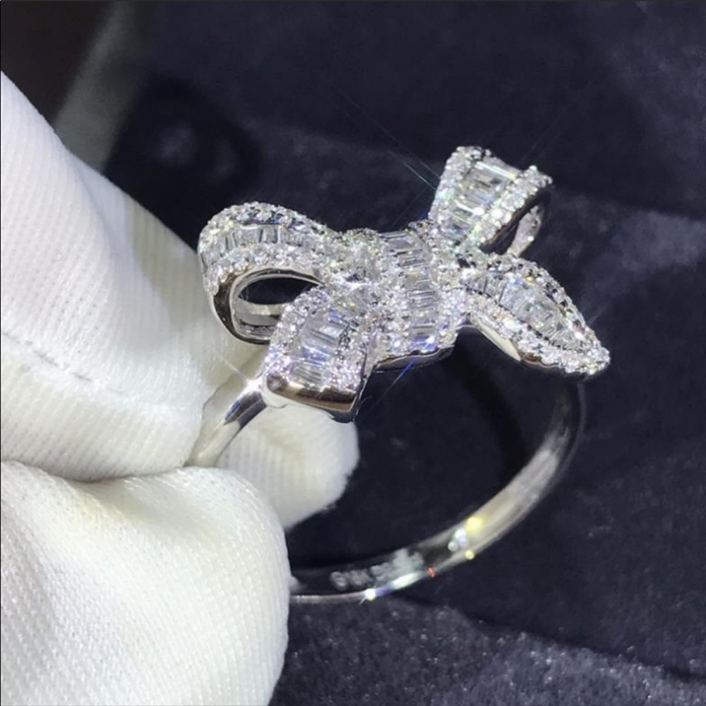 NEW💍925 STERLING SILVER DIAMOND BAGUETTE BOW RING - Picture 6 of 7